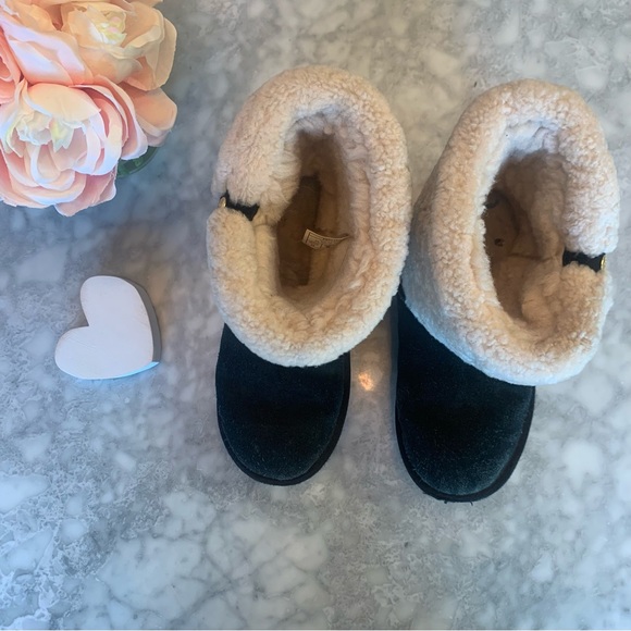 UGG Ramona boots kids youth 5, ladies size 7 - Picture 5 of 10